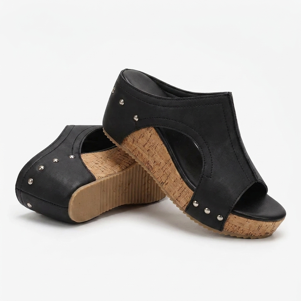 Lola - Stud Wedges