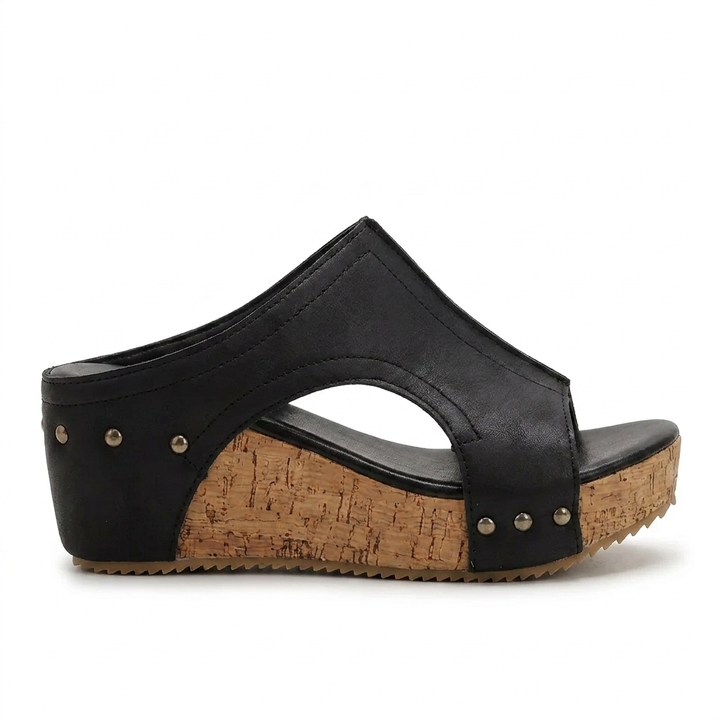 Lola - Stud Wedges