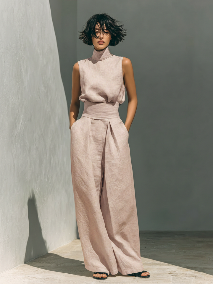 Women's minimalist set in cotton and linen with sleeveless blouse and wide-leg trousers
